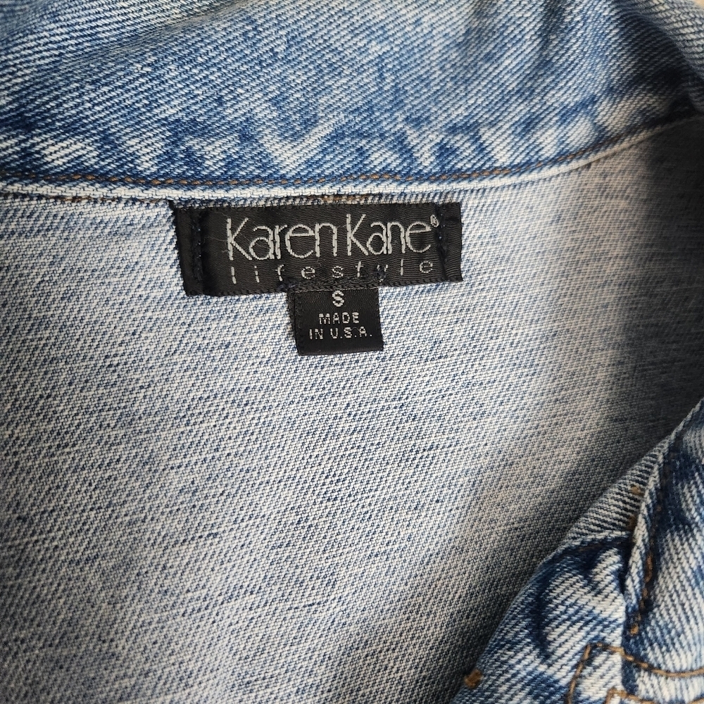 VTG 90s Cropped Denim Jean Vest With  Gem Button Detailing Size S Fits Medium - Picture 8 of 10
